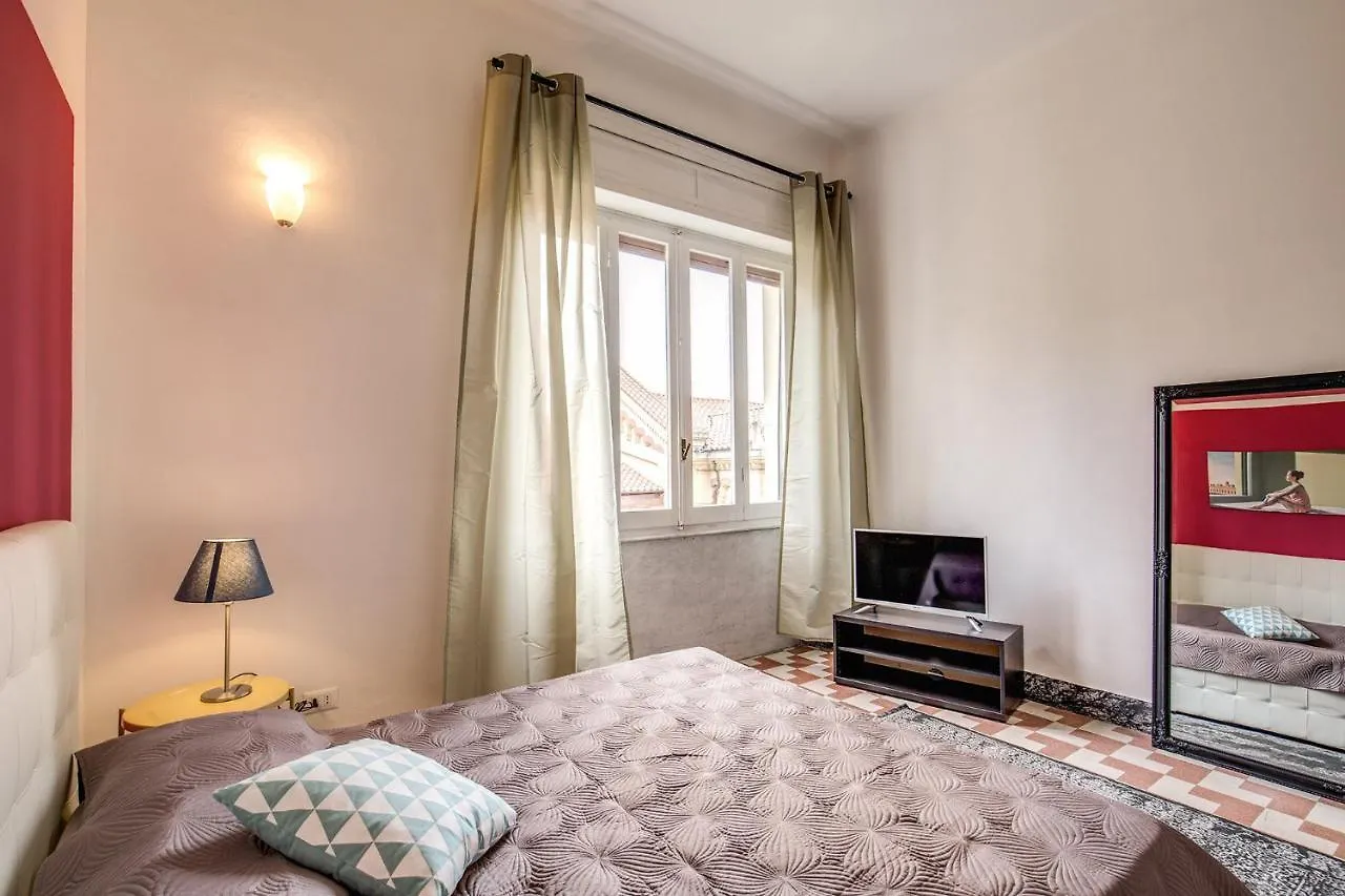 Aweshomeitaly - Bay Windows Apartment La Spezia
