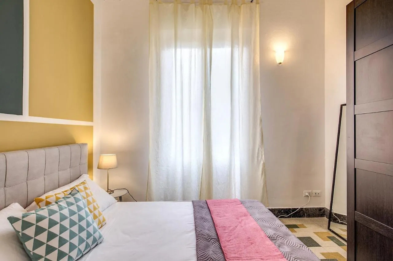 Aweshomeitaly - Bay Windows Apartment La Spezia Italy