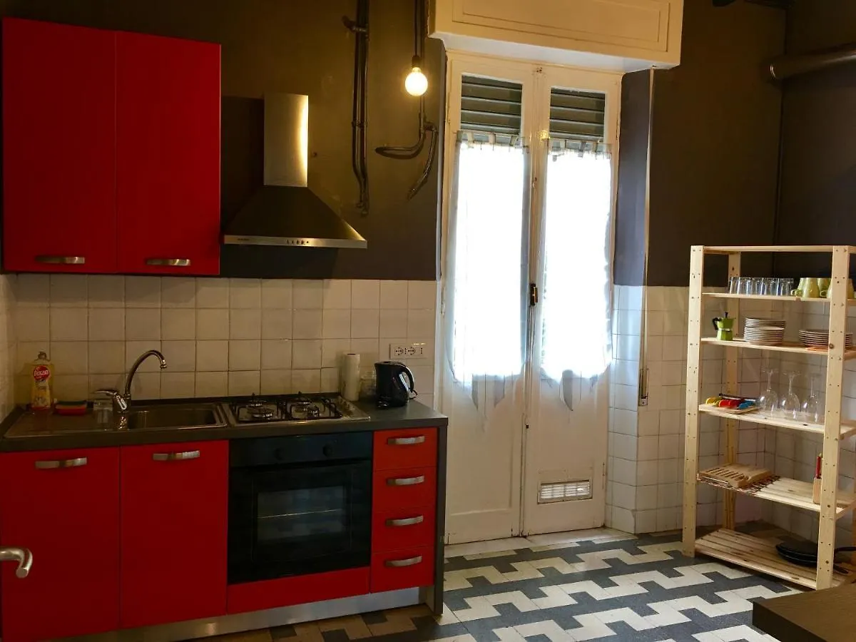 Aweshomeitaly - Bay Windows Apartment La Spezia