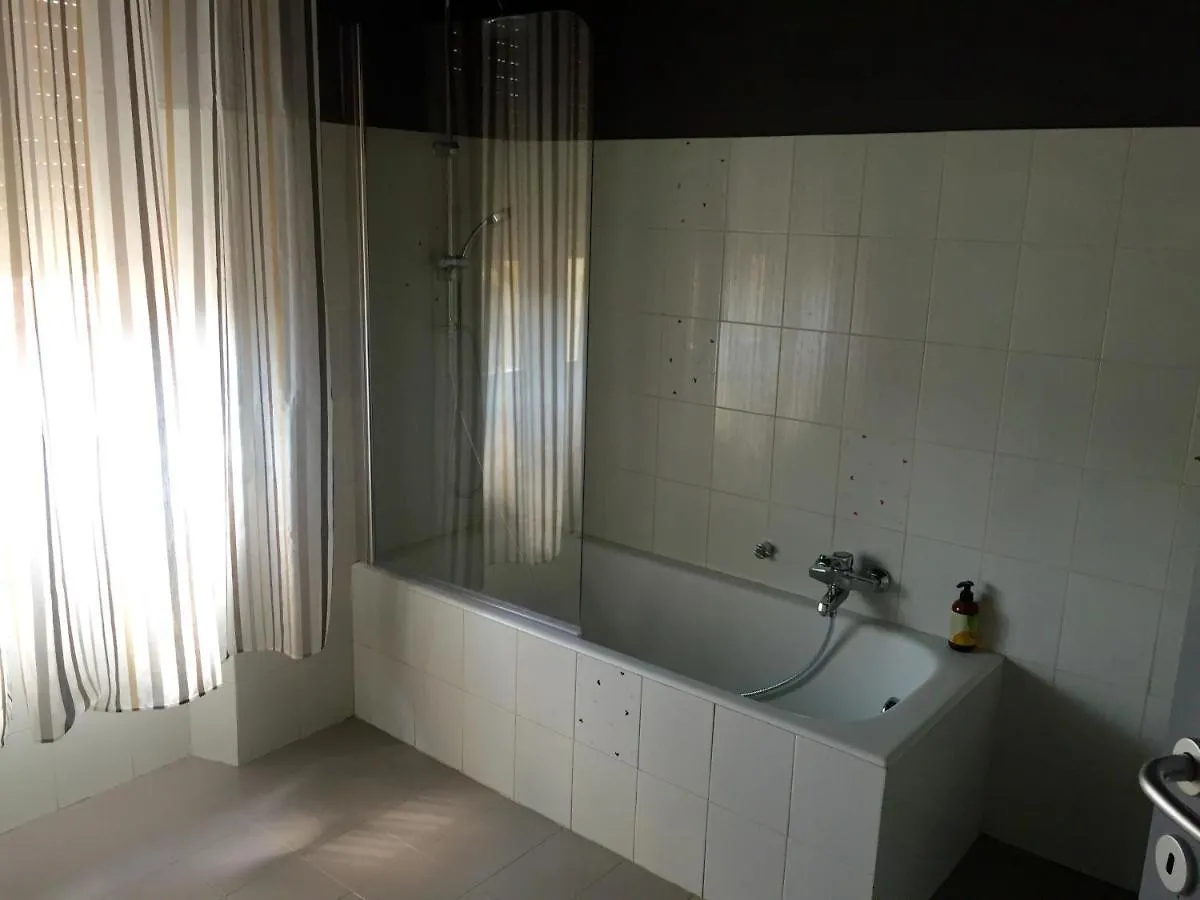 Aweshomeitaly - Bay Windows Apartment La Spezia Italy